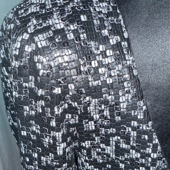Neiman Marcus Monochrome Patterned Sequined Tuxedo Blazer - Picture 5 of 11